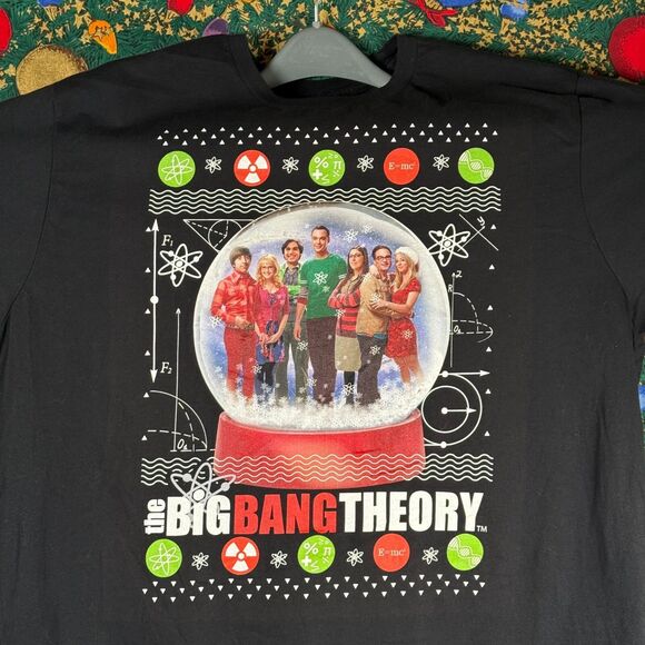 Big Bang Theory TV Show Mens 2XLT Christmas T-Shirt Sheldon Cooper Penny Leonard - Picture 2 of 5